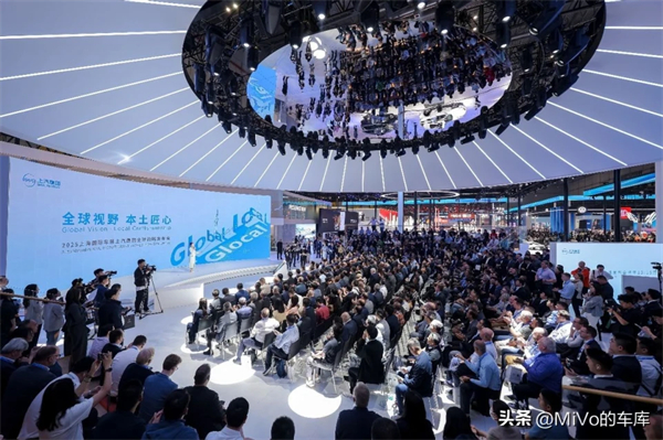 上汽破殼重生，一路向“新”而行